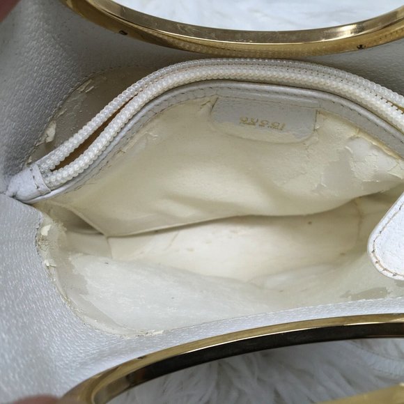 Gucci Metal Handle Embossed Leather Handbag Bucket White Vtg DISTRESSED Inside - Picture 7 of 13